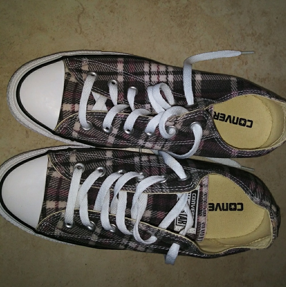 NEW PLAID CONVERSE SHOES